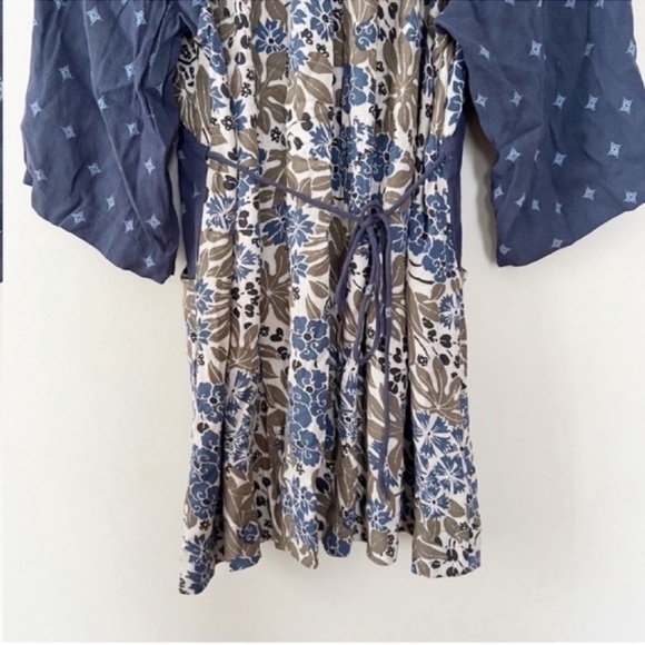 Free people Talulla Floral Boho Printed Mini Dress Blue Size XS Deep V-neck - Picture 10 of 10